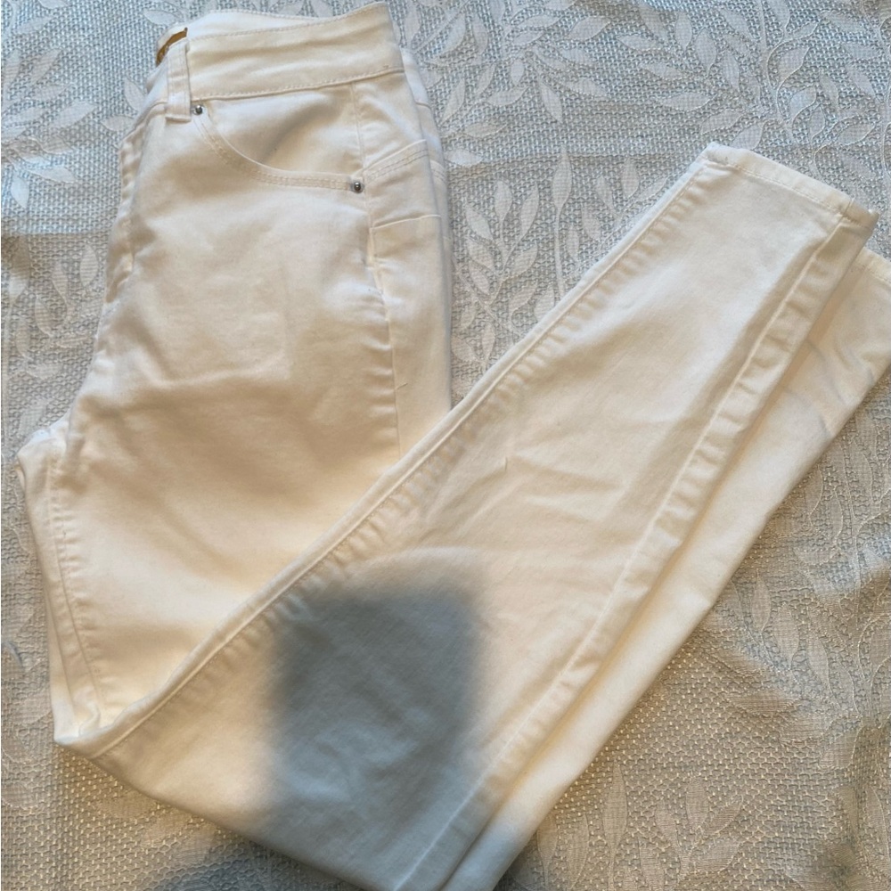 Slim White Skinny Jeans for Women